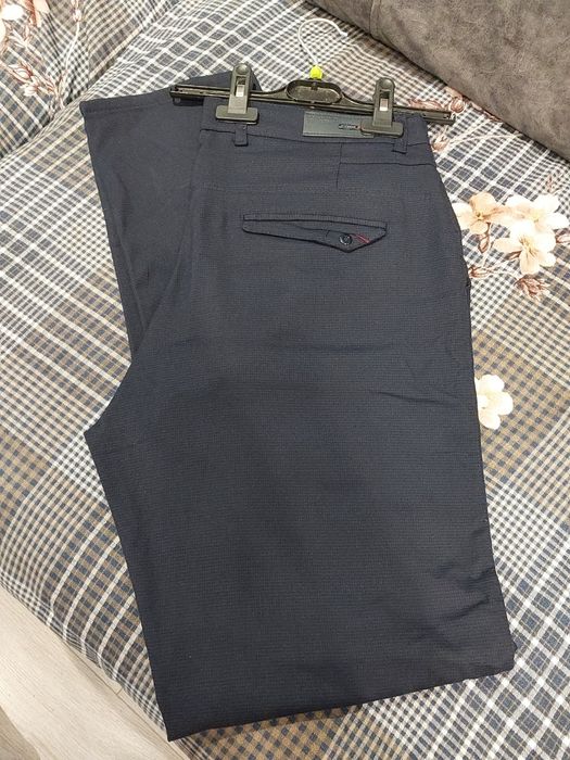 Продаються штани