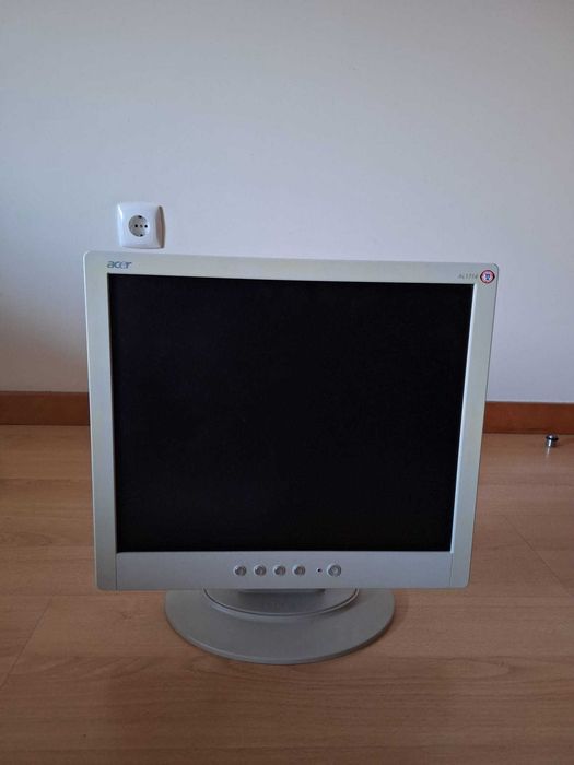 Monitor Acer 17 polegadas