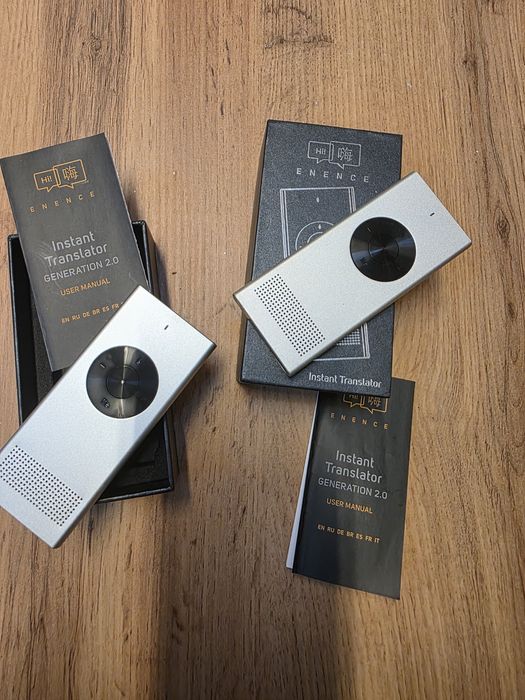 Dois Tradutor instantanio novo