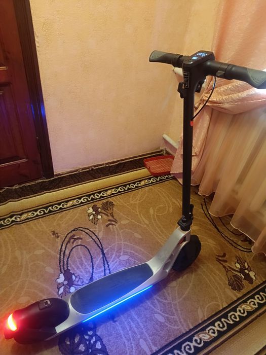 Електросамокат Gelius Effort pro2s silver (GP-ES1000S)