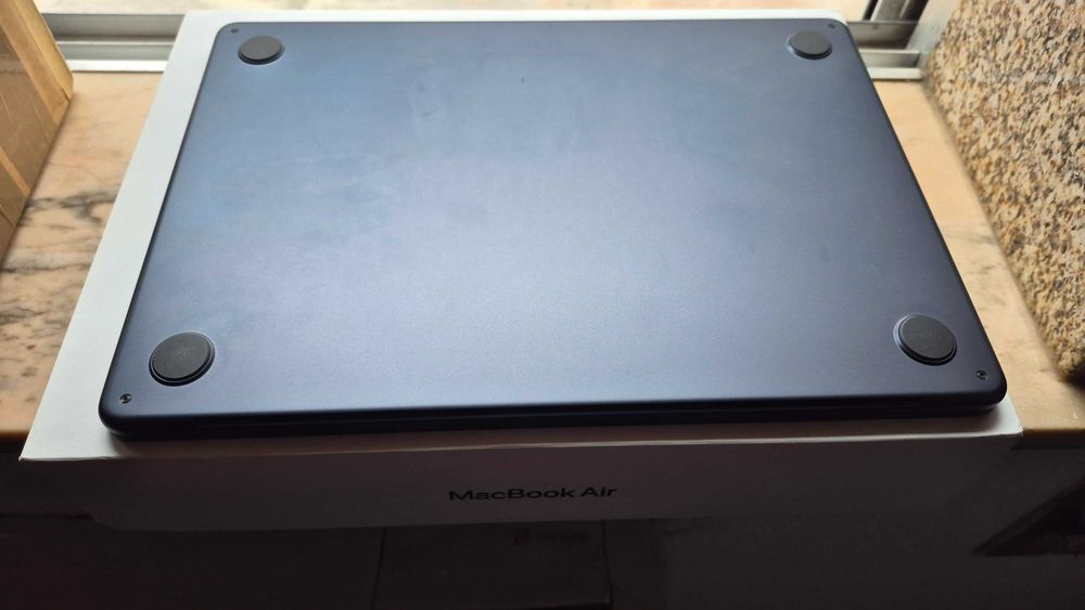 Macbook m4 16/256gb novo