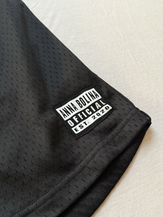 Anna Bolina Shorts in Black