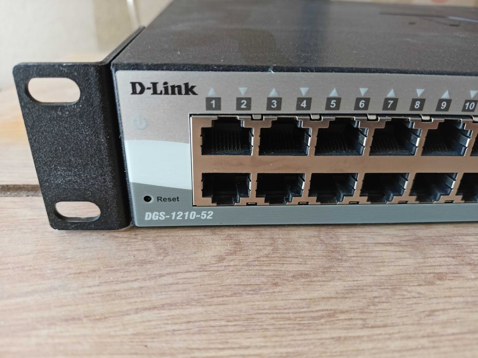 Високоякісний комутатор Smart D-Link DGS-1210-52
