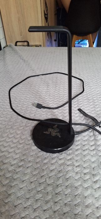 Razer mouse bunge v2 i razer basestation v2 chroma