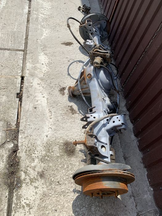 Задний мост Toyota Land Cruiser 200