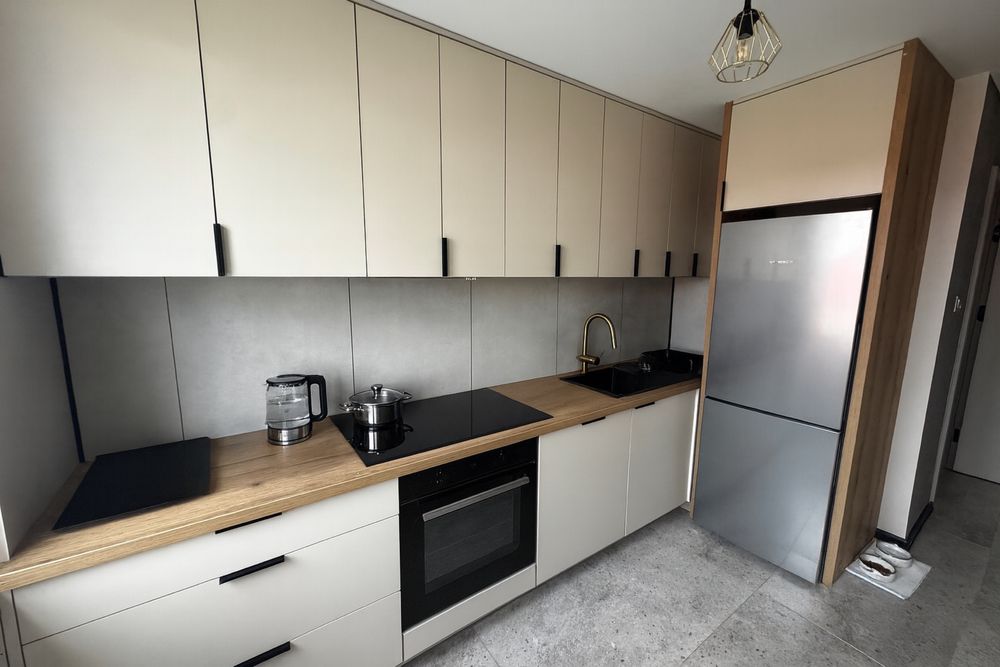 Do wynajęcia 2-pokojowe mieszkanie po remoncie – 43 m², Pabianice