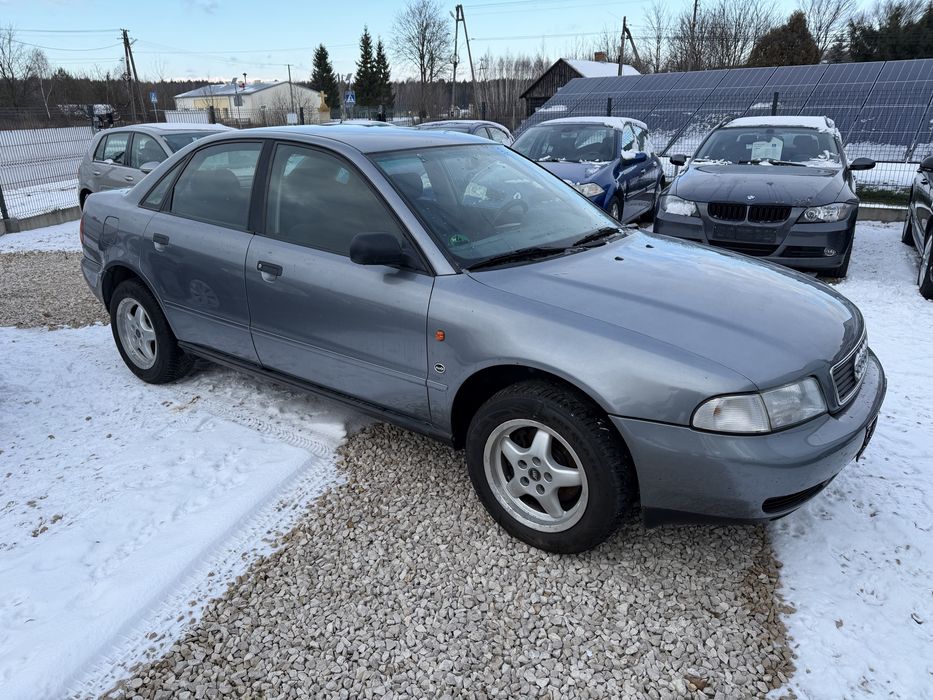 Audi A4-1.6 benzyna - klimatronic