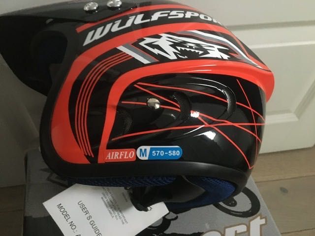 Kask Wulf na hulajnoge rower , sporty wyczynowe