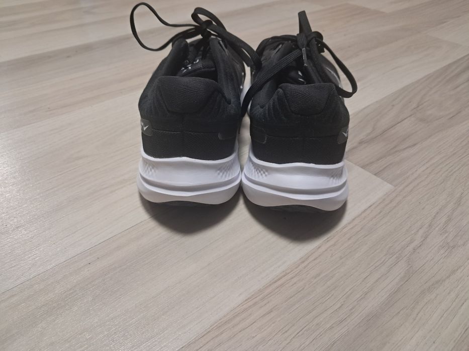 Nike Quest 5 rozmiar 39