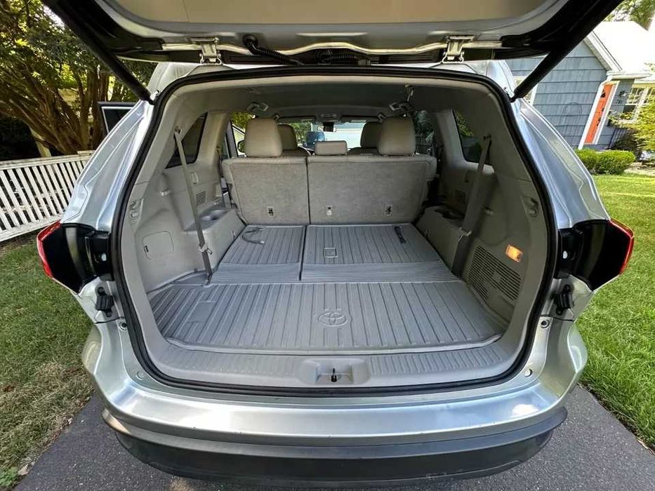 2018 Toyota Highlander LE