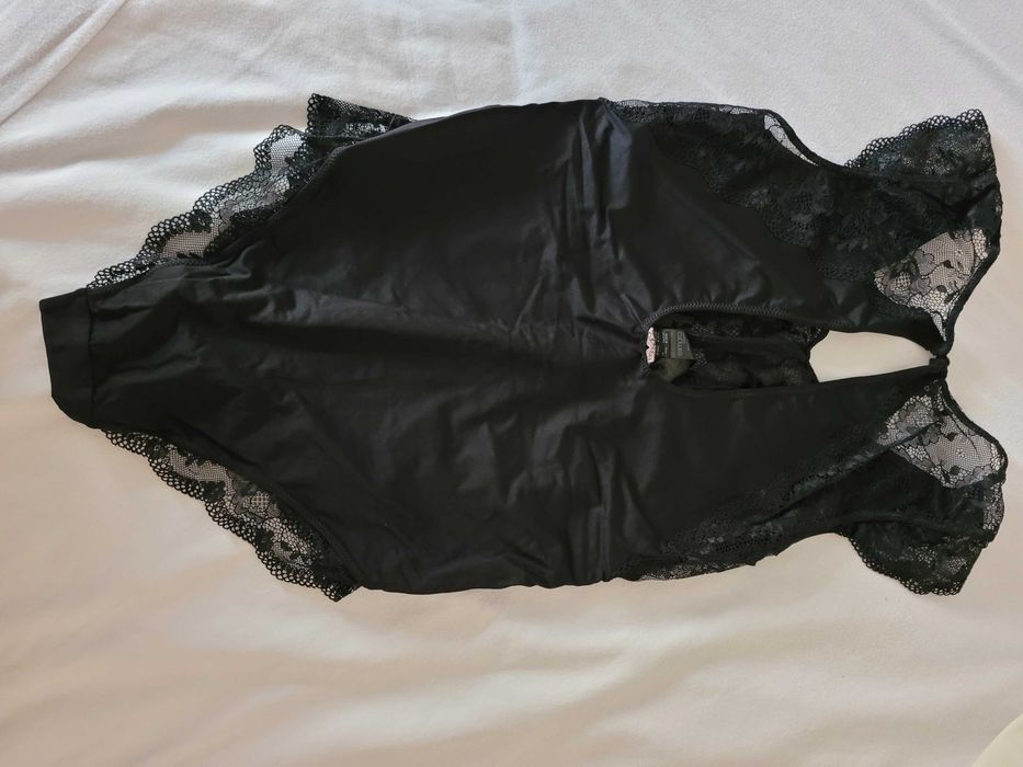 Czarne body pod sukienkę M