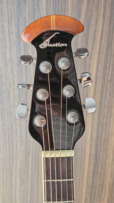 Guitarra Ovation Standard Elite 6778 AX
