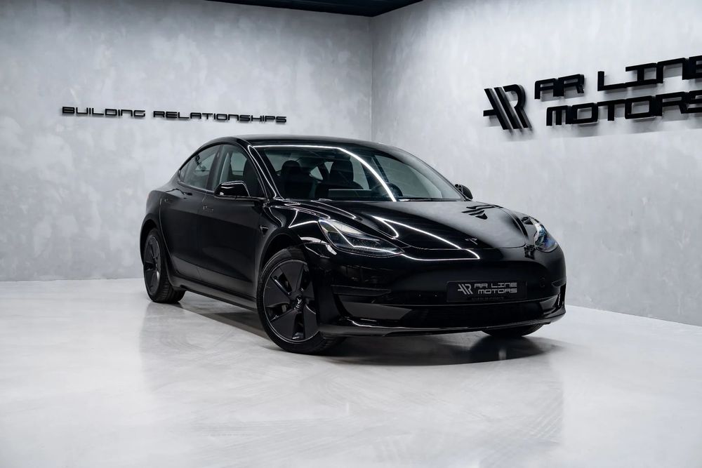 Tesla Model 3 Standard Range Plus RWD foto 3