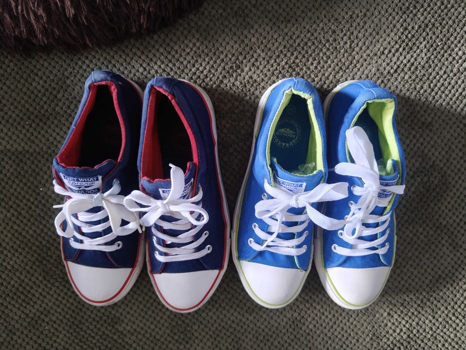 Damskie trampki w dwóch kolorach