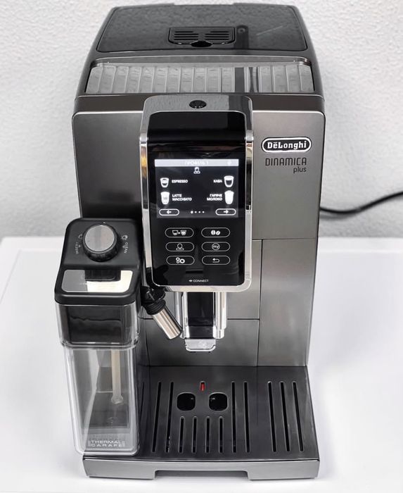 Кофемашина Кофеварка кавоварка Кавомашина Delonghi dinamica plus