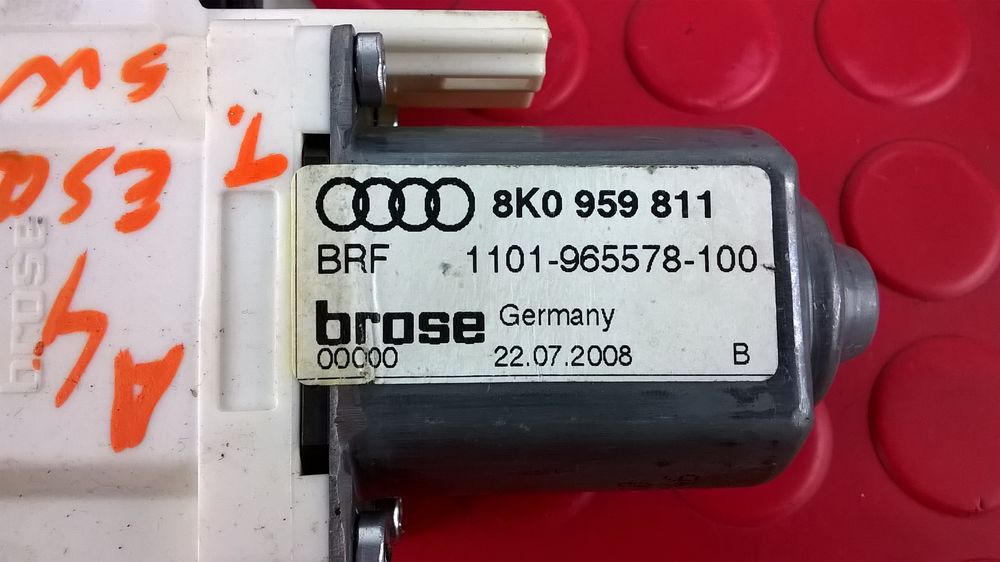 Motor Elevador Tras Esq - AUDI A4 B8 Avant (8K5)