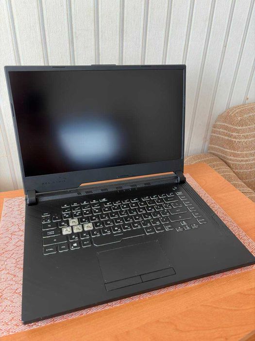 ASUS ROG Strix G531GT 15,6" FHD IPS GeForce GTX 1650 4 GB i5-9300H RAM 16 GB DDR4 SSD 1256 GB
