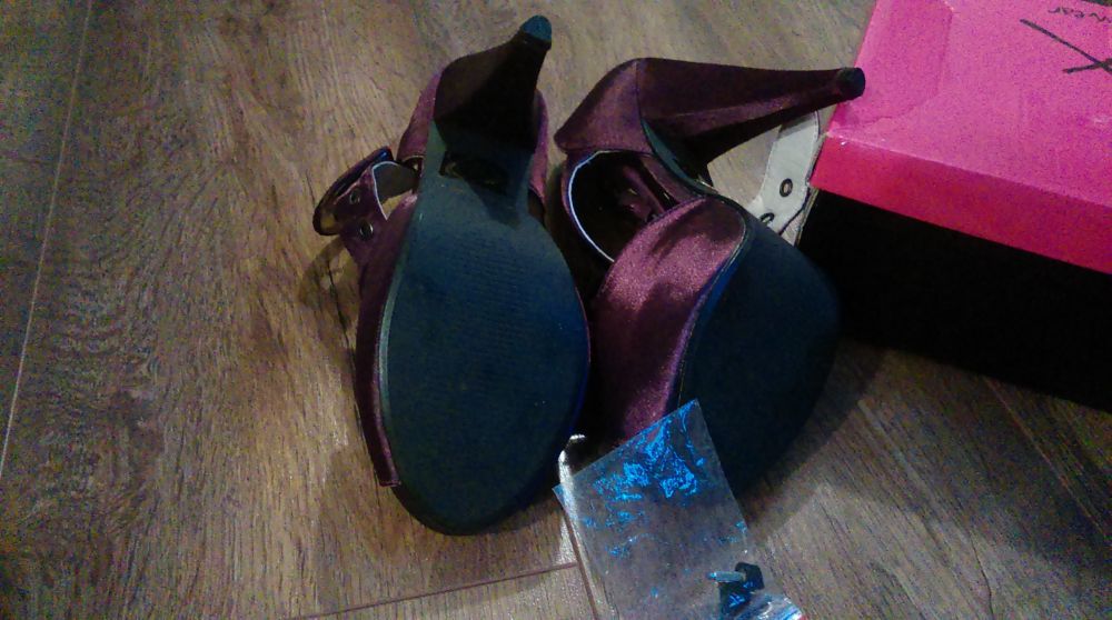 Świetne fioletowe buty r.37
