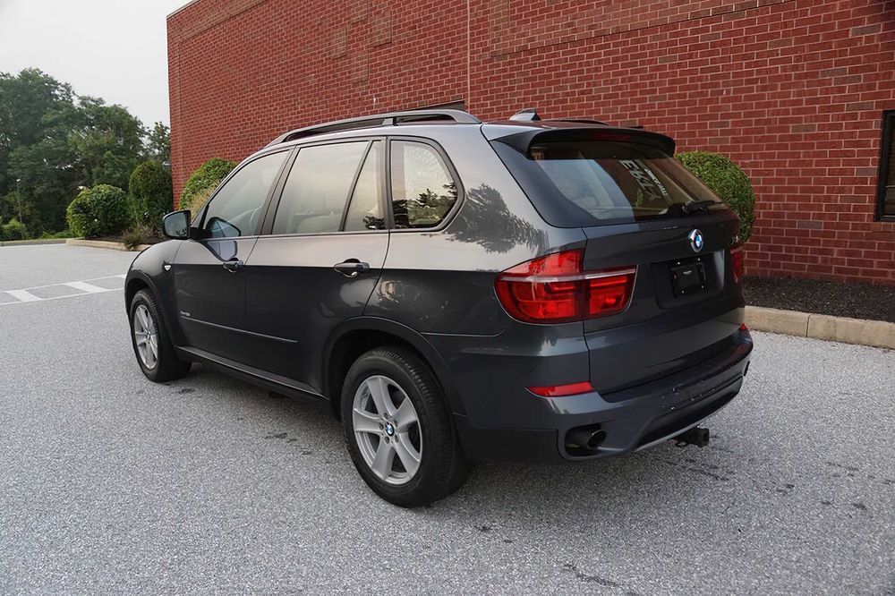 BMW X5      2012