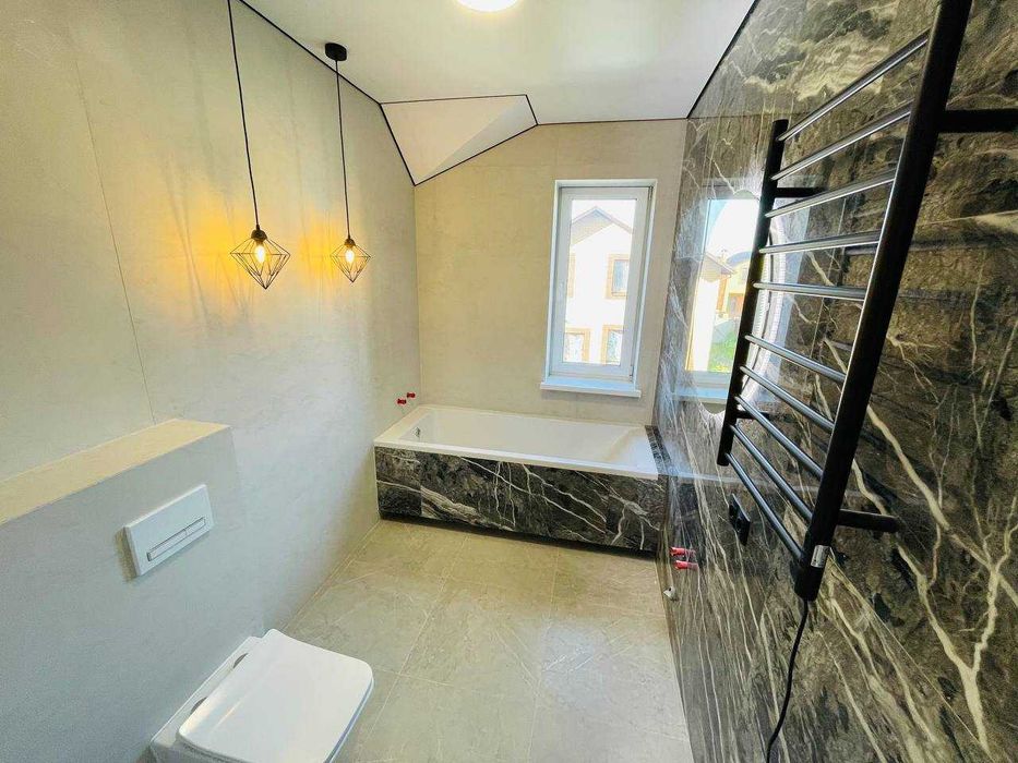 Продаж таунхаусу з дизайнерським ремонтом у Вінниці!