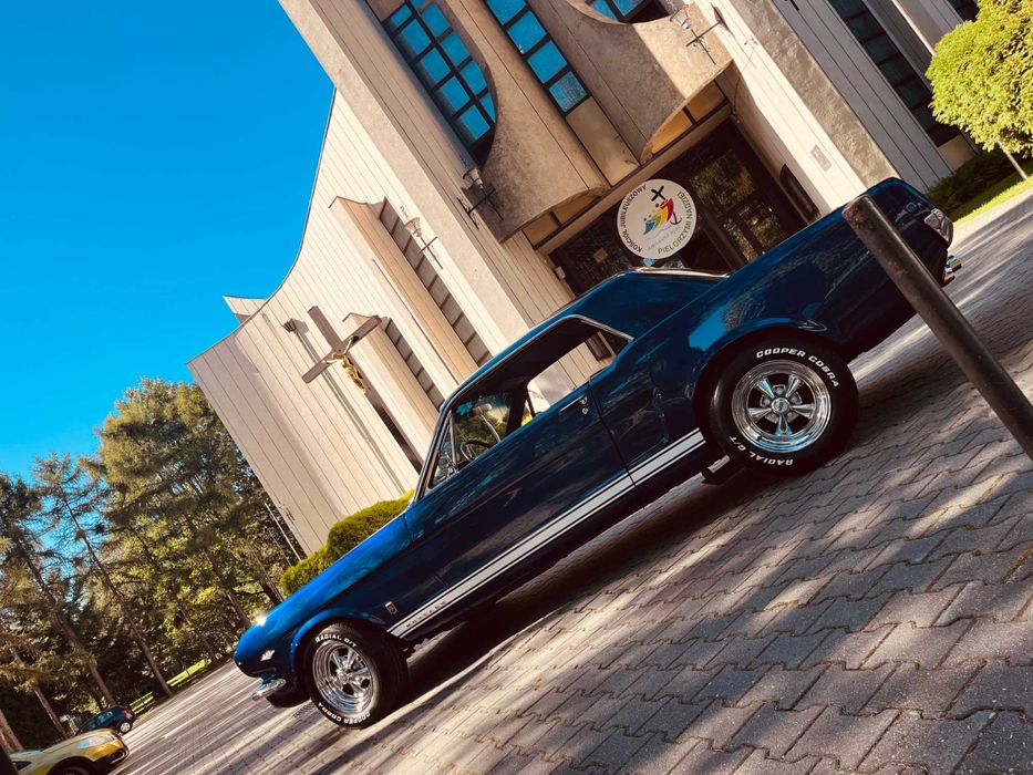Mustang 1966 do ślubu. Samochód na ślub, wesele, auto do ślubu, wynaje