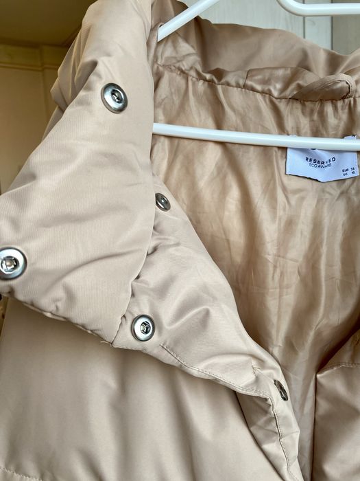 Куртка зимова жіноча бежева розмір М