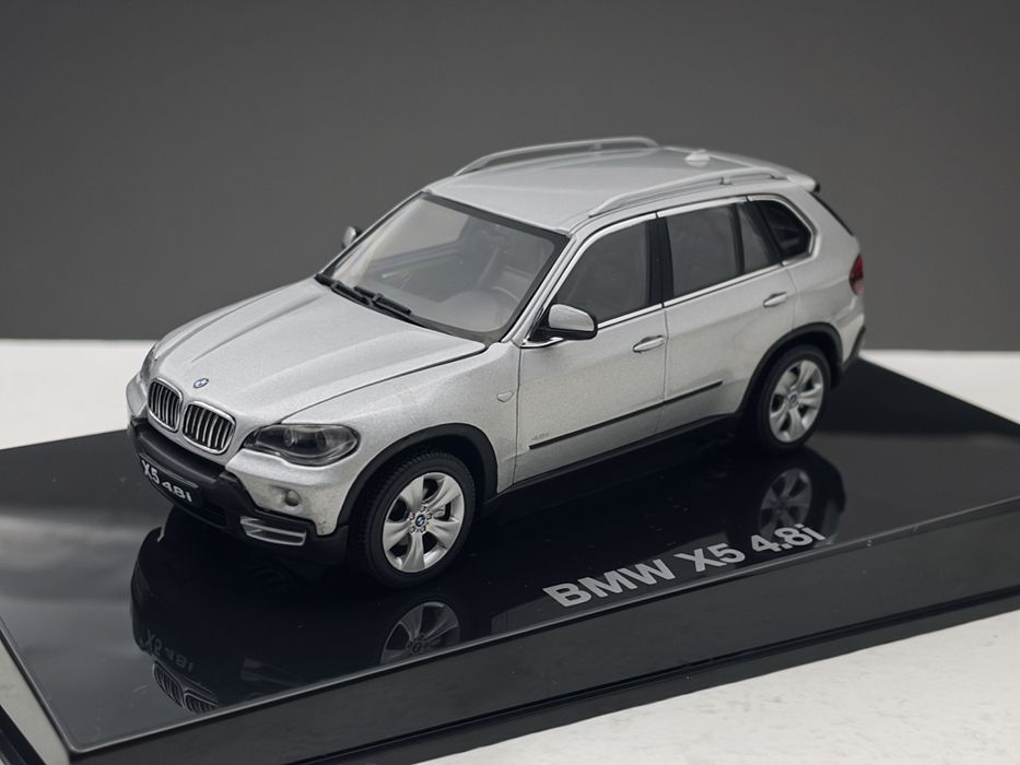 Модель масштабная коллекционная 1/43 autoart ignition minichamps