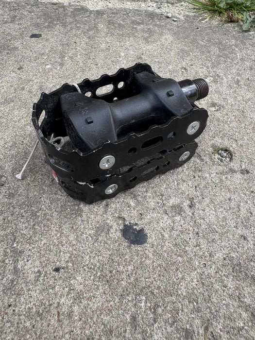 Pedały rowerowe nowe