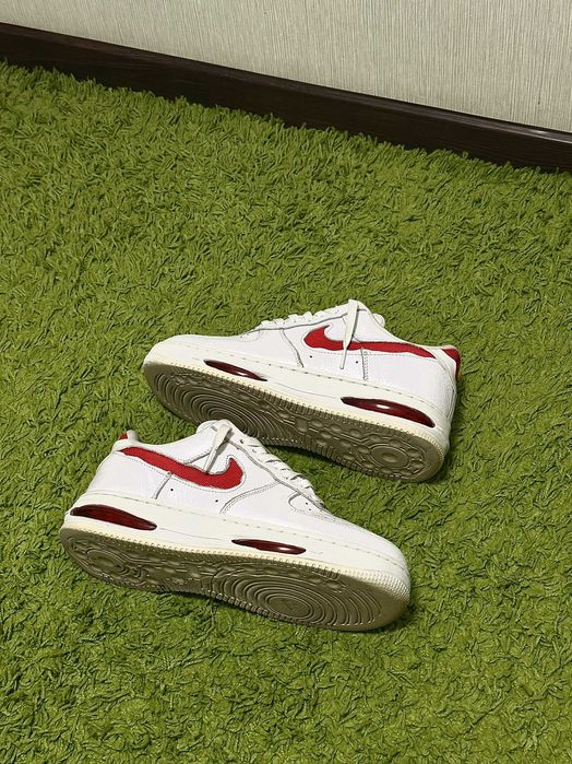 Nike Air Force 1 Low Evo у кольорі "White University Red"