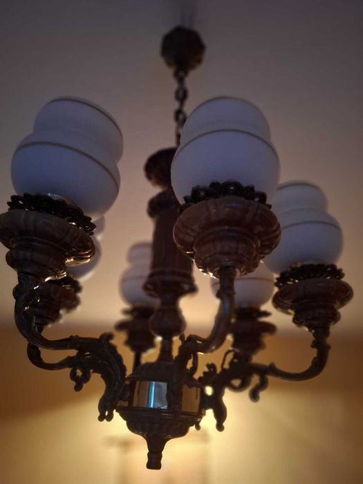 Żyrandol ceramiczny/fajansowy – 6 szklanych kloszy – Lublin