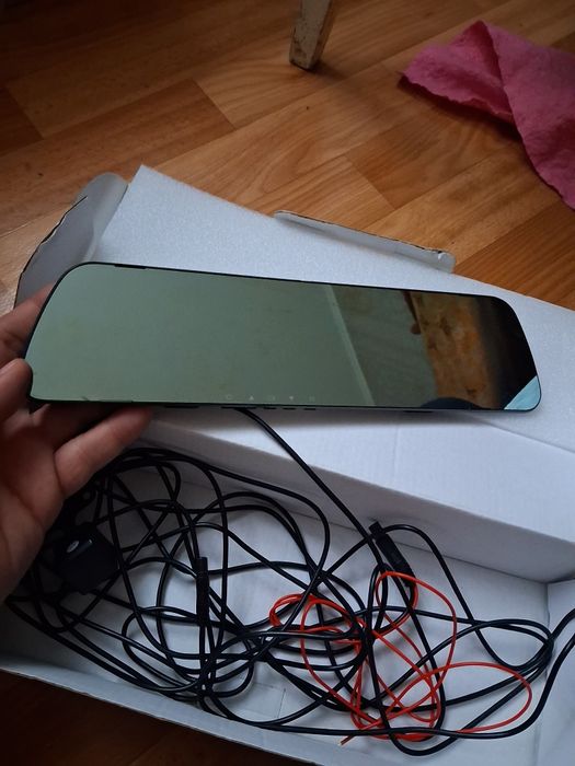 Відеореєстратор з камерою заднього виду