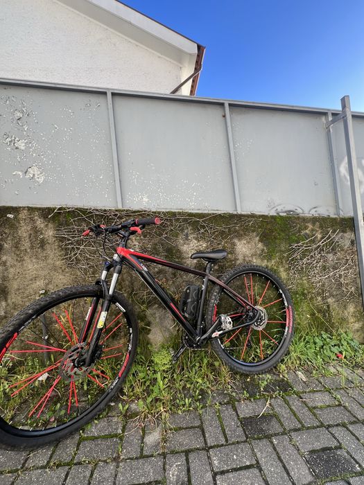 Vendo bicicleta num estado muito bom