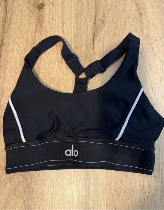 Biustonosz sportowy Alo Yoga xs top czarny airlift oryginalny