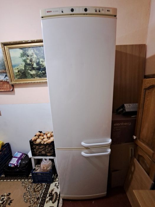 Продам холодильник BOSH 2.0*0.6