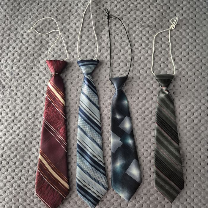 Krawaty chłopięce 4szt.