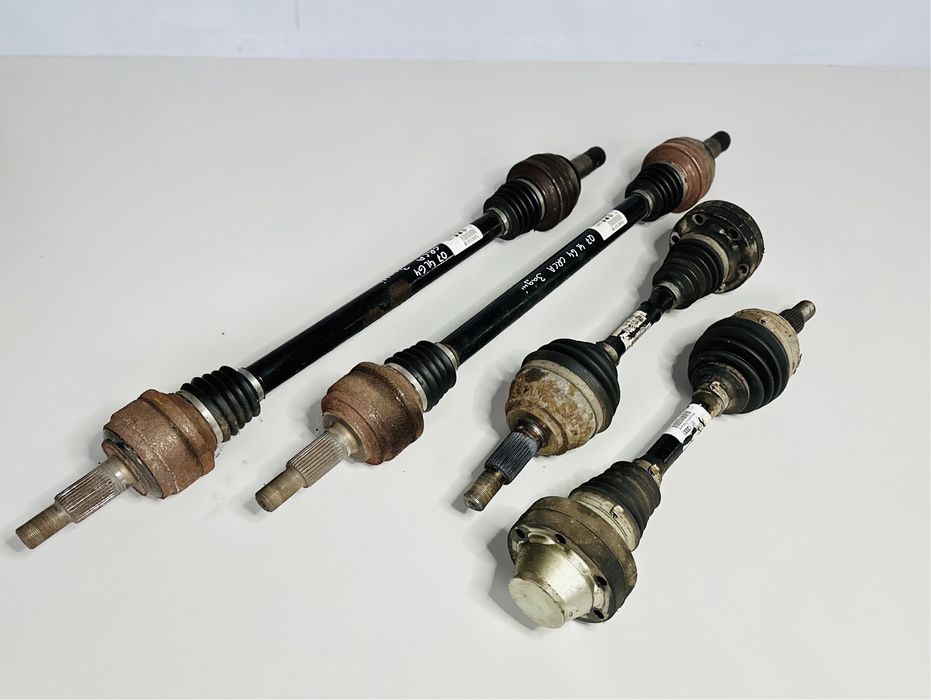 Полуось Audi Q5 8R Напіввісь Ауді Розборка Шрот Запчастини