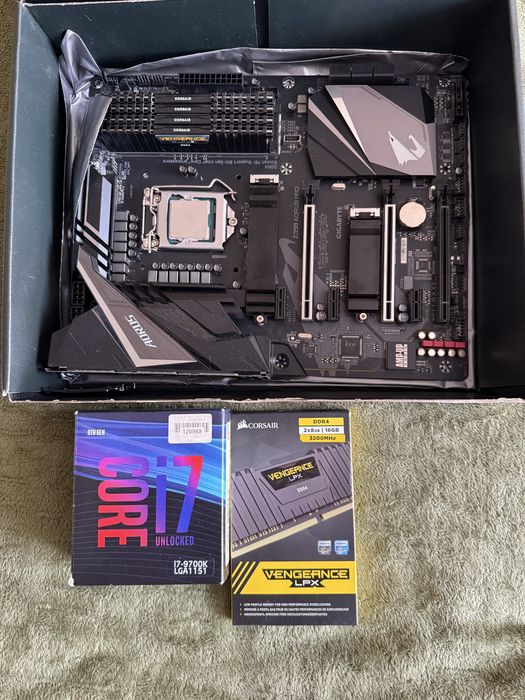 i7 9700k коробка есть