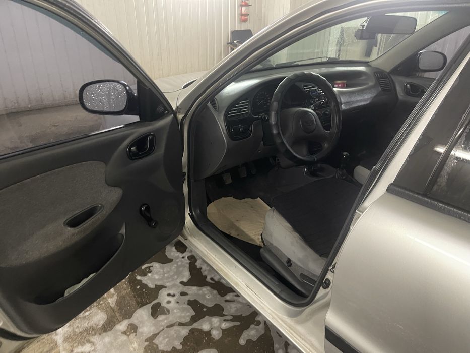 Продам daewoo lanos 1.5 gaz/benzin