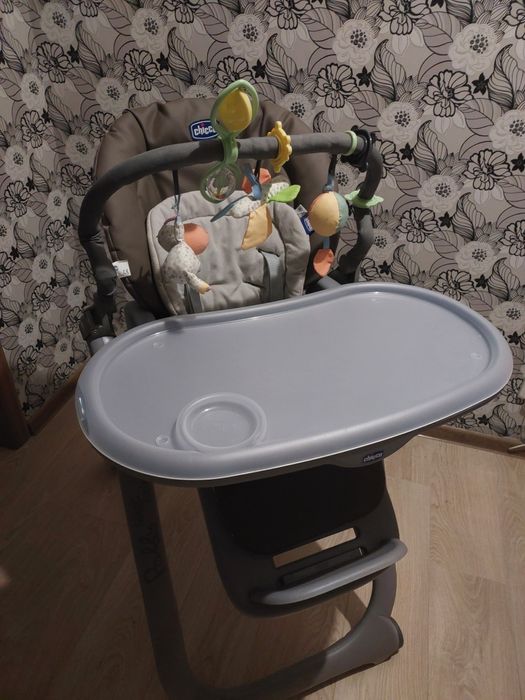 Стілеуь для годування Chicco Polly Magic Relax