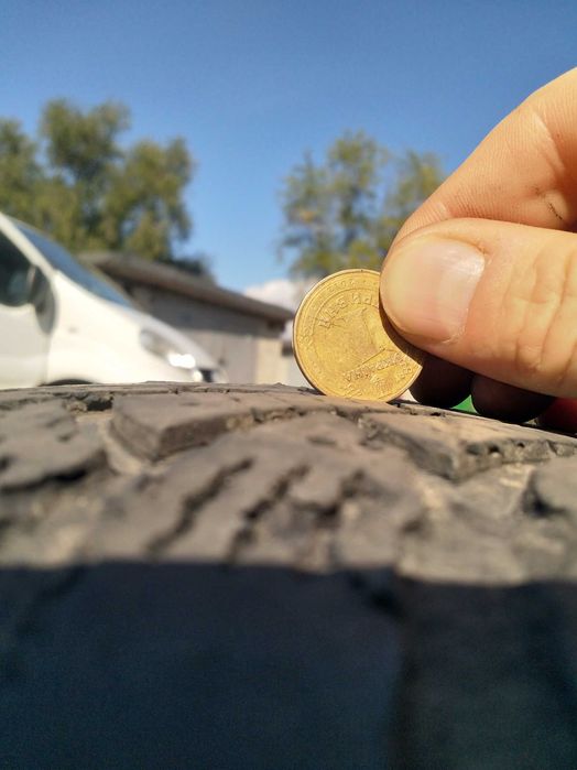 nokian hakkapeliitta 235/60 r18