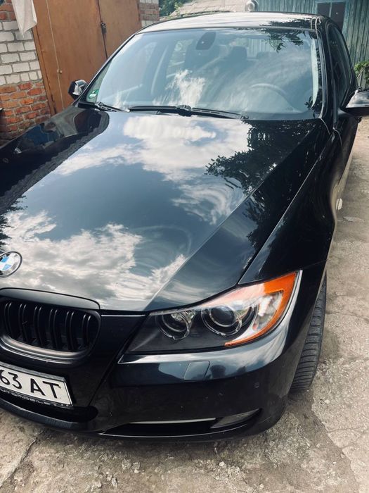 Продам BMW е90 320d на запчасти