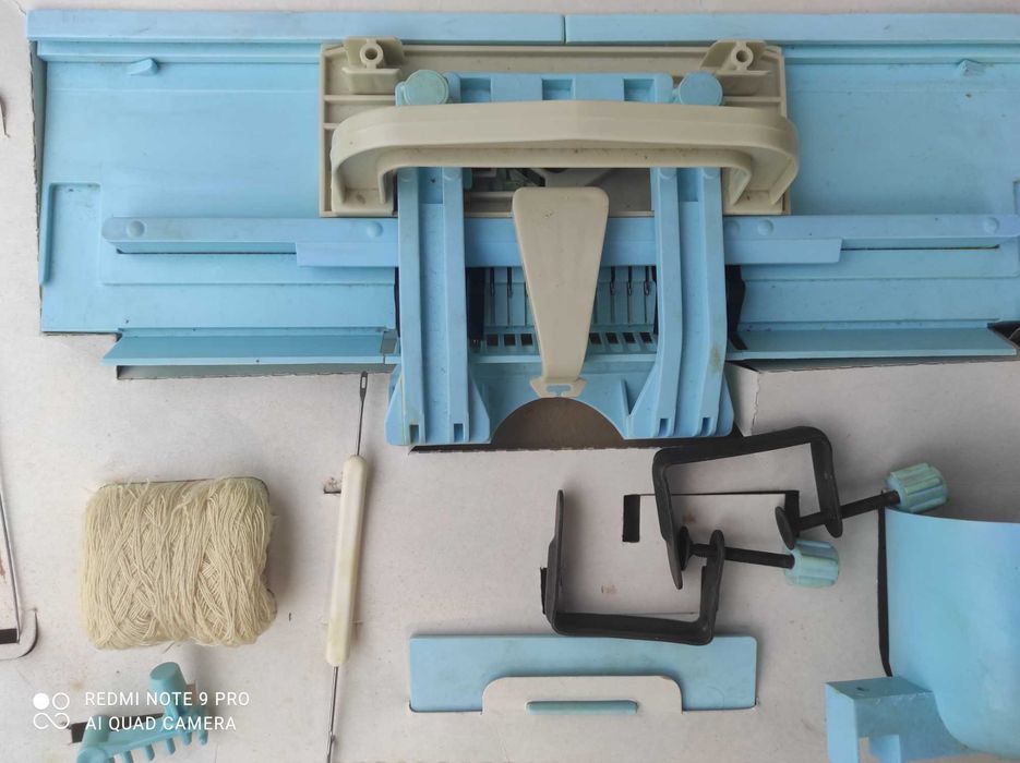 Машина вязальная ручная Дюймовочка