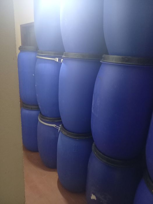 Bidons para mudar de lugar