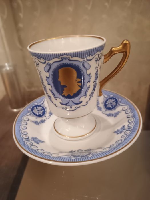 Порцелянова кавова пара