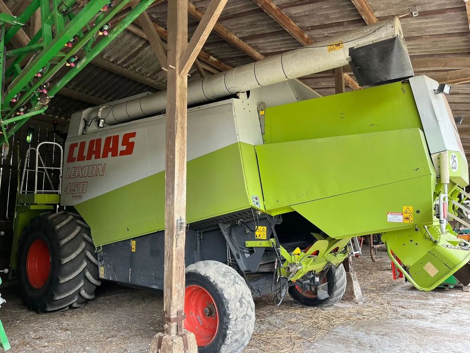 Claas 450  Claas Lexion 450