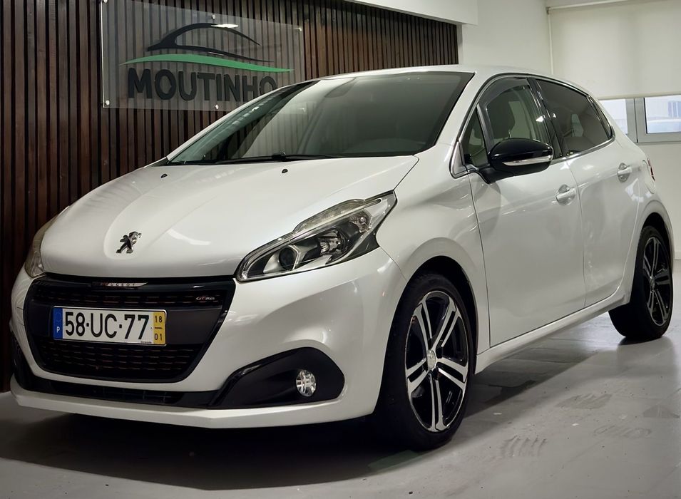Peugeot 208 1.2 PureTech GT Line EAT6