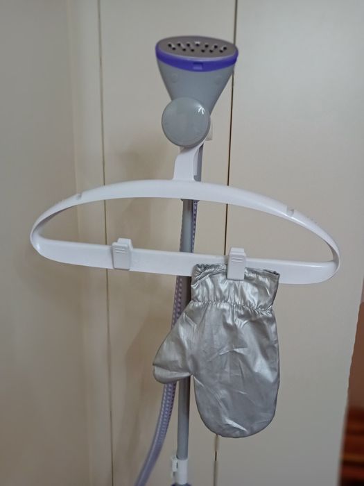 Parownica do ubrań Philips cleanTouch Stojący