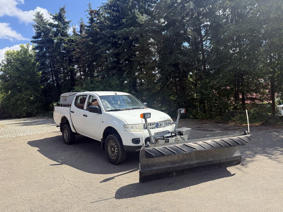Mitsubishi l200  piaskarka solarka plug