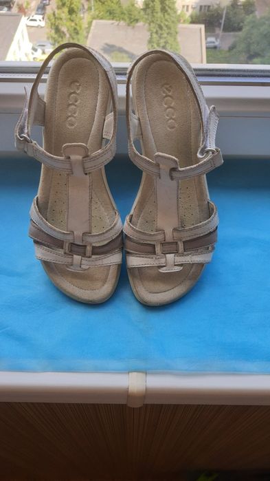 Босоніжки ECCO 36