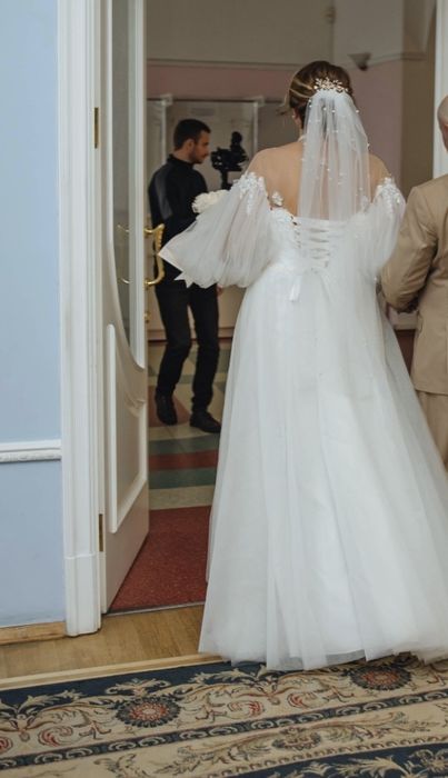 Плаття весільне шикарне!